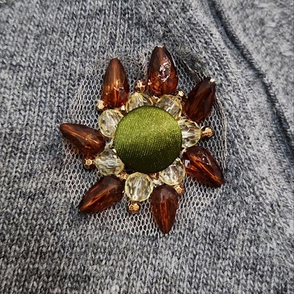 Valentino Grey Wool Sweater W/ Crystal Flower Embellishments, Size L ~ Like New - Picture 8 of 13